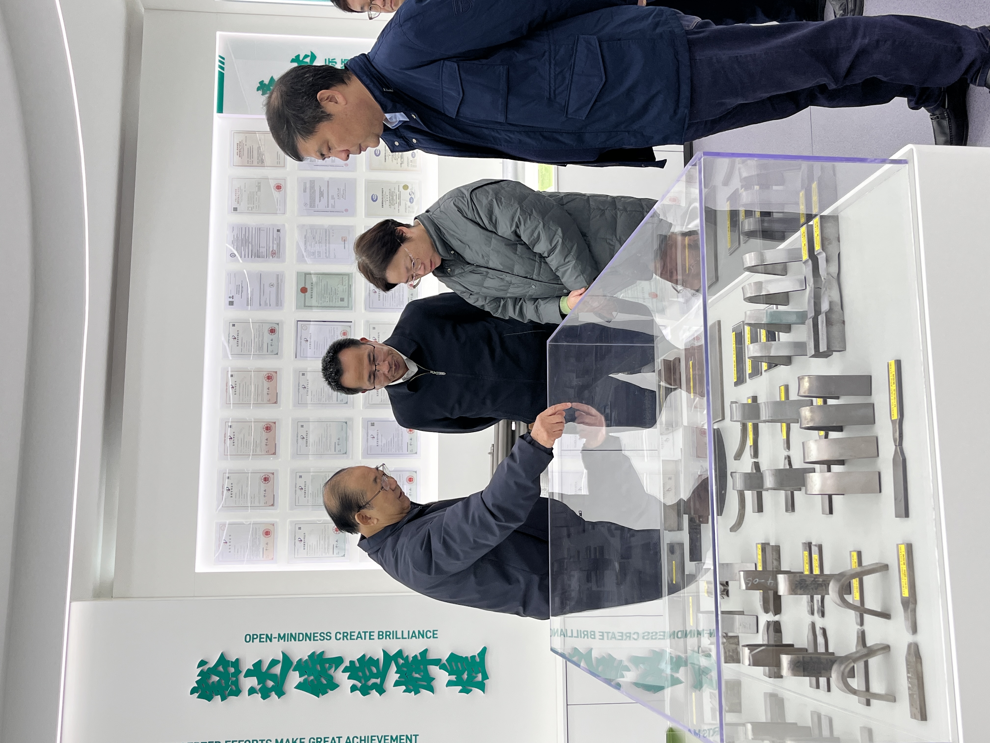 区委领导莅临齐达参观指导